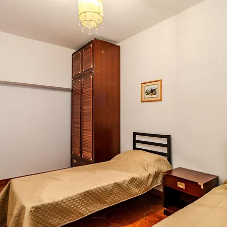 Apartamento Attilio Front View By Interhome Ispra